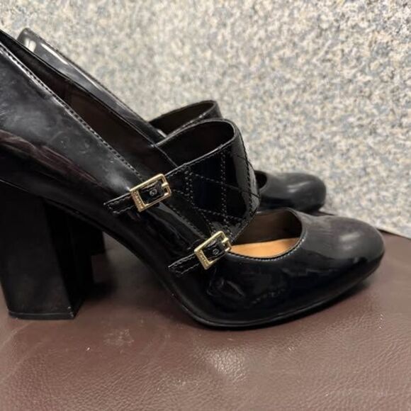 Calvin Klein size 11 Carlena Monk Strap Mary Jane Pumps Shiny Black Patent - Picture 2 of 5